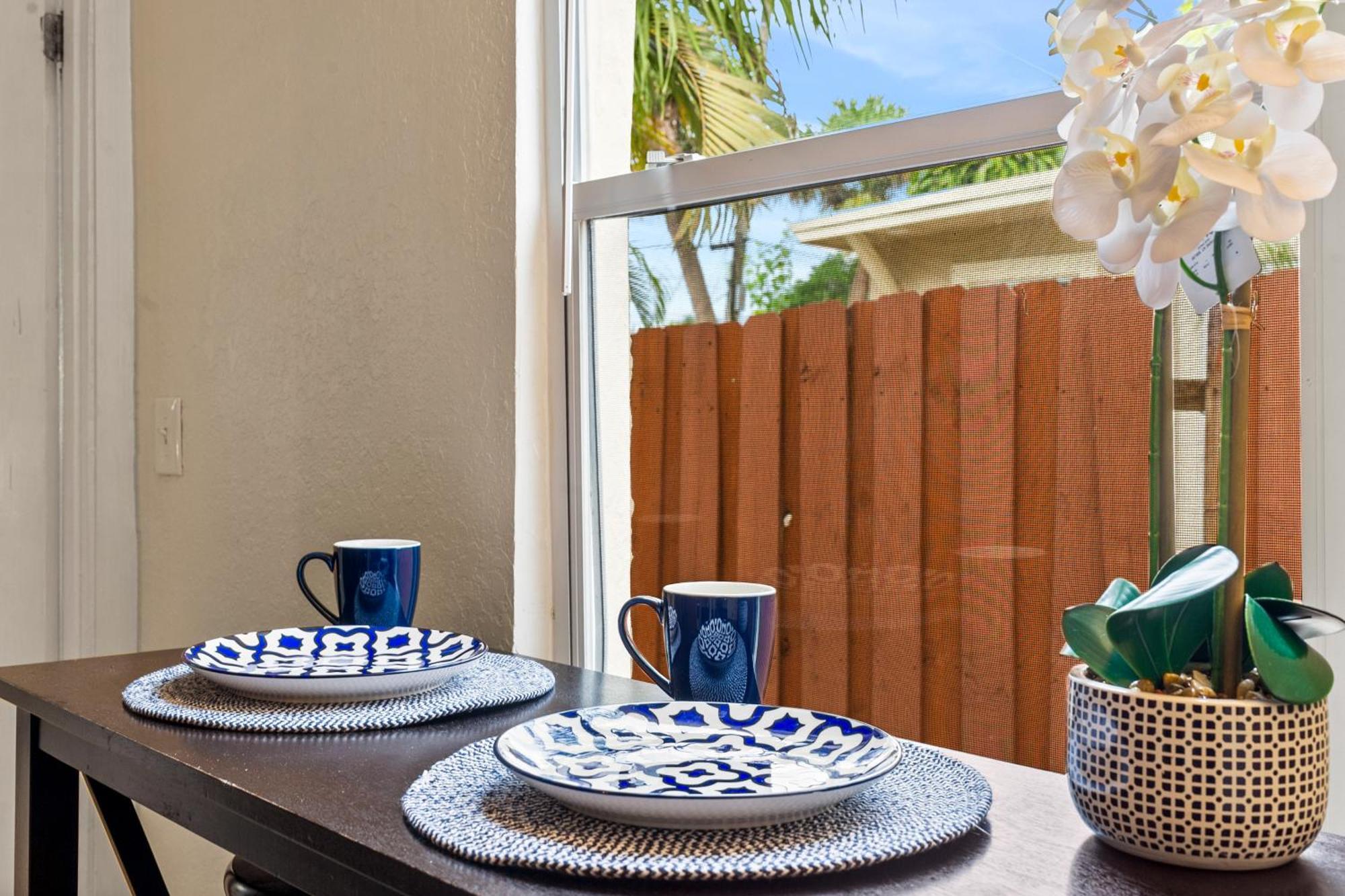 Chic Downtown Vacation Home And Guest Home West Palm Beach Kültér fotó