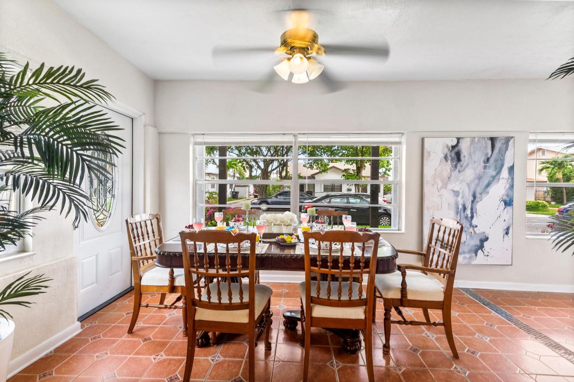 Chic Downtown Vacation Home And Guest Home West Palm Beach Kültér fotó